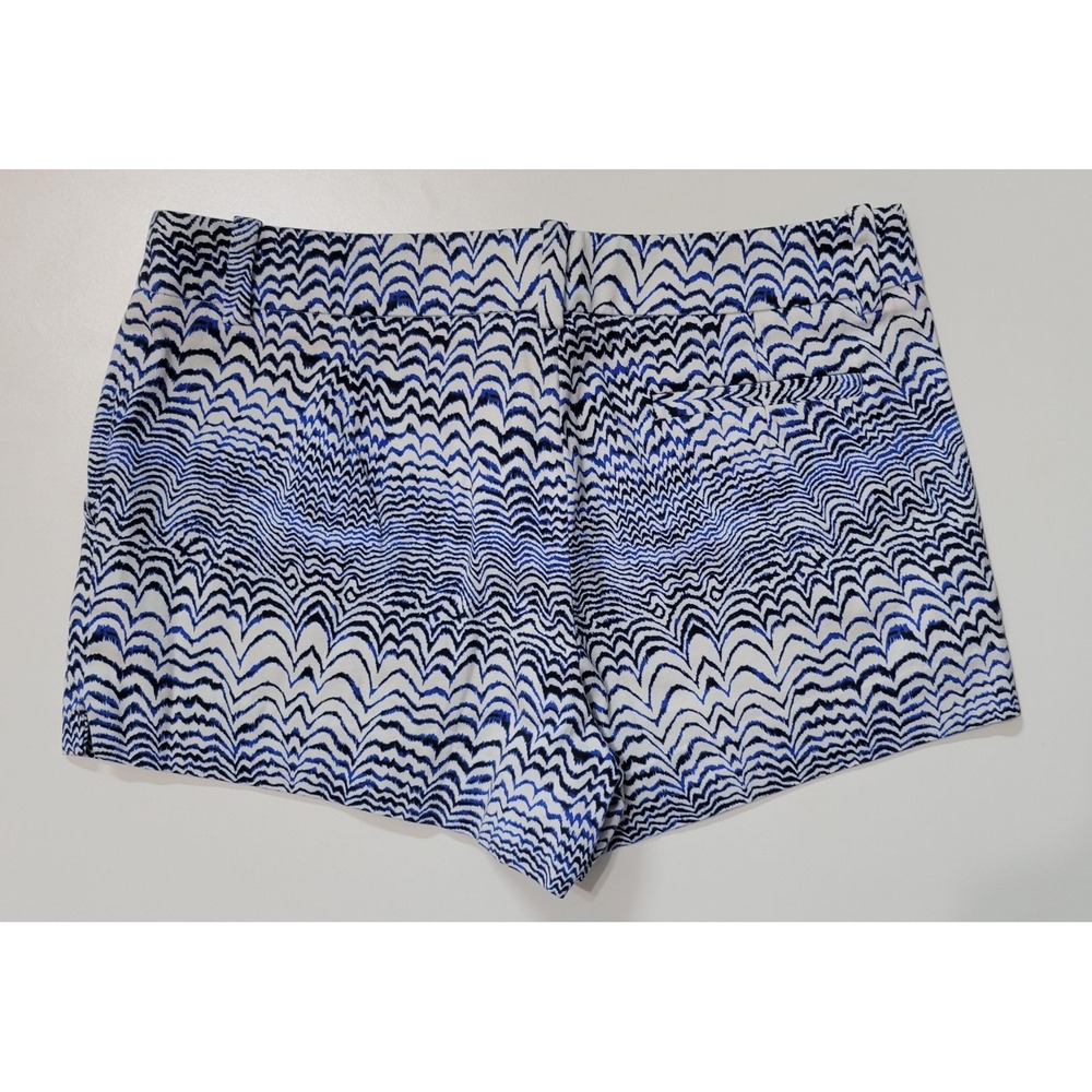 Trina Turk Blue Black and White Patterned Women’s Shorts - Picture 2 of 6